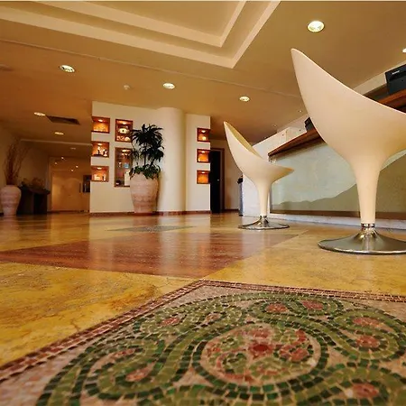 Otel Le Meridien And
